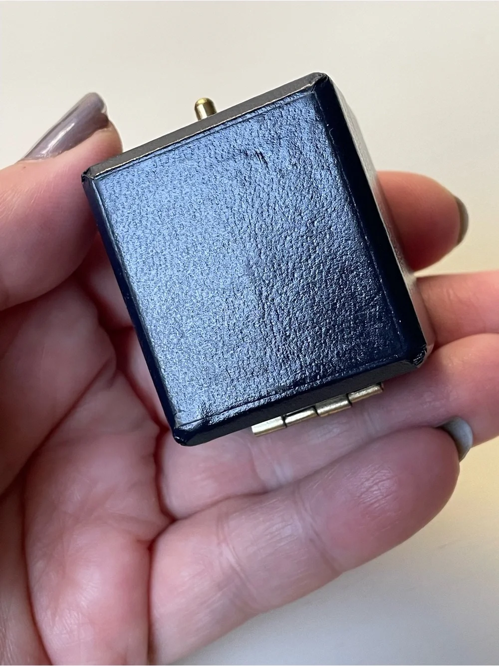 Vintage dark blue leather-look ring box